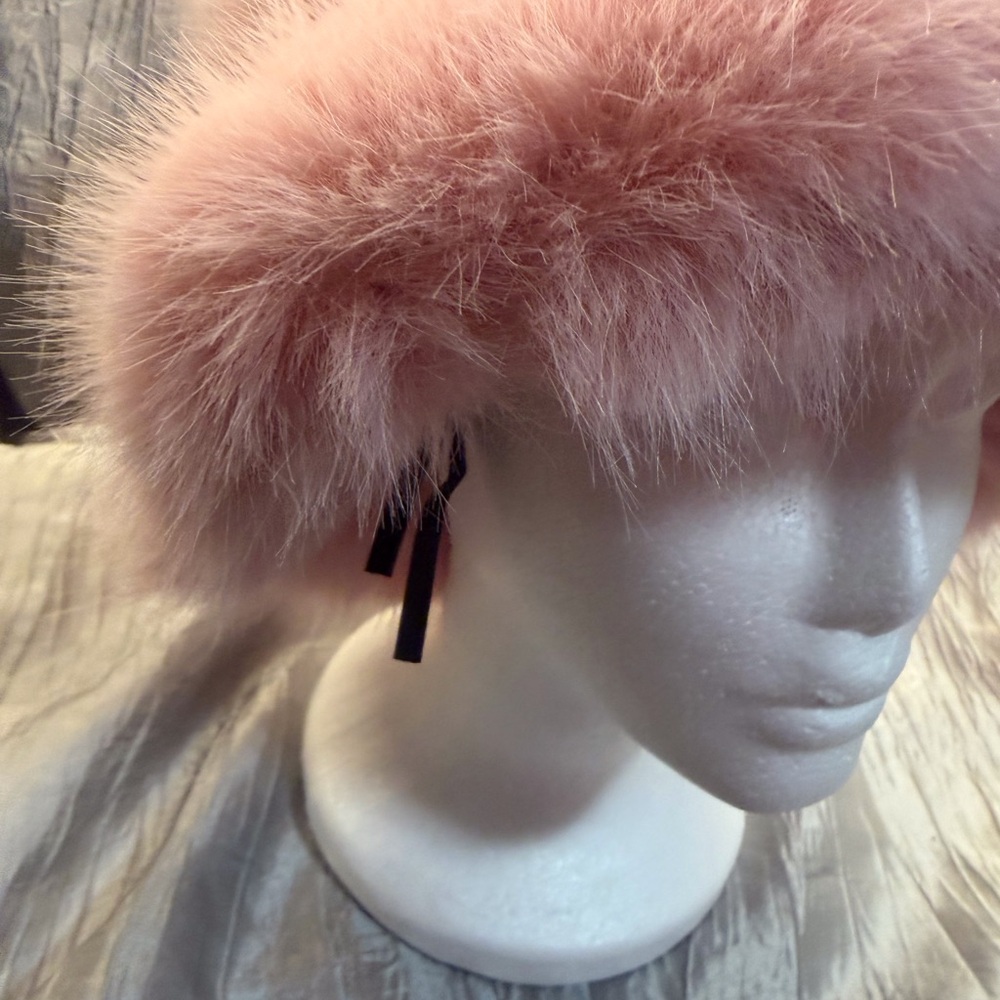 Elegant Pink Faux Fur Hat - Picture 5 of 10